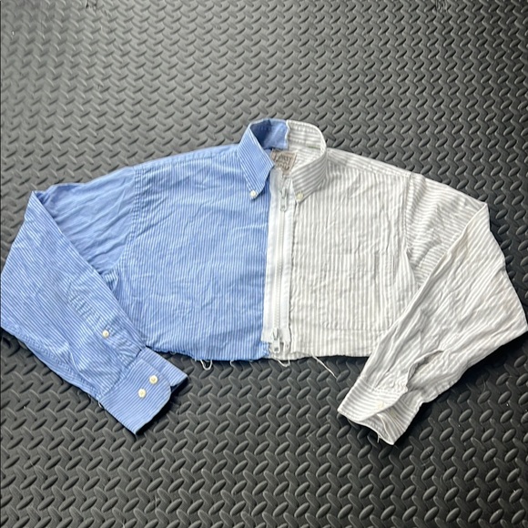 LF FURST OF A KIND Spliced Cropped Zip Top - Picture 2 of 4